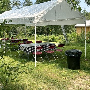 Pung Hill Pig BBQ - Outdoor covered seating area - Barbeque Near Me - Fairfield, Maine Pung Hill Pig BBQ - Outdoor covered seating area - Barbeque Near Me - Fairfield, Maine