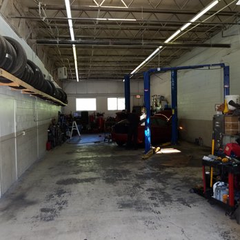 Family Auto Service - Inside of the shop. It is small shop but the service is cheap, fast, and reliable. - Auto Repair Near Me - Glenview, Illinois Family Auto Service - Inside of the shop. It is small shop but the service is cheap, fast, and reliable. - Auto Repair Near Me - Glenview, Illinois