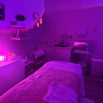 Peonies Beauté - Skin Care Near Me - San Jose , California Peonies Beauté - Skin Care Near Me - San Jose , California