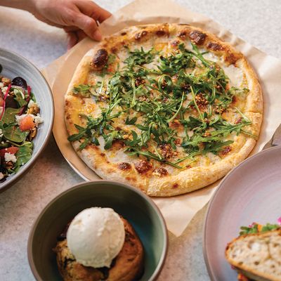 True Food Kitchen by null