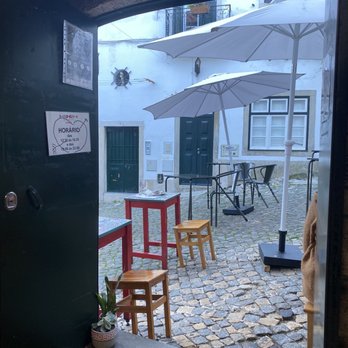Lisboa Tu & Eu - Portuguese Near Me - Lisbon, 11