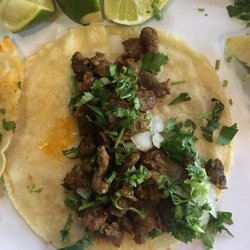 Taqueria La Eskina - Authentic Steak taco