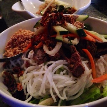Vanessa's Bistro - Saigon style noodle salad - Vietnamese Near Me - Berkeley, California