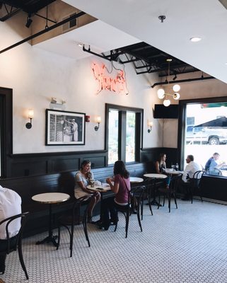 Henri's Bakery & Deli by null