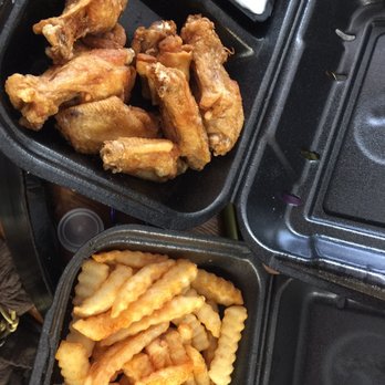 Zaxbys - $16.61 and the wings are so dry I can't eat them - Fast Food Near Me - Clarksville, Tennessee