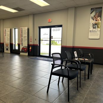 Safelite AutoGlass - Lobby - Auto Glass Services Near Me - Gulfport, Mississippi Safelite AutoGlass - Lobby - Auto Glass Services Near Me - Gulfport, Mississippi