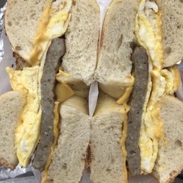 sausage, egg, and cheese bagel: decent
