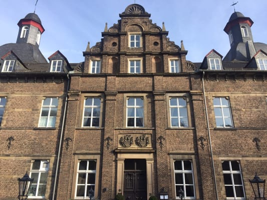 Schlosshotel Hugenpoet by null