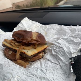 Wendy's - Burger #2 wrong Pretzel Bacon Pub Cheeseburger - Fast Food Near Me - Port Saint Lucie, Florida Wendy's - Burger #2 wrong Pretzel Bacon Pub Cheeseburger - Fast Food Near Me - Port Saint Lucie, Florida