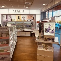 Ulta Beauty - Clinique section