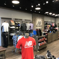 shoe warehouse langley bypass