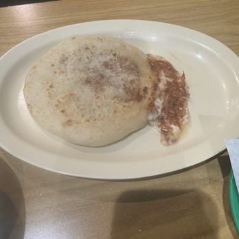 Las Pupusas Restaurant - Pupusa de frijoles con queso - Salvadoran Near Me - Las Vegas, Nevada Las Pupusas Restaurant - Pupusa de frijoles con queso - Salvadoran Near Me - Las Vegas, Nevada