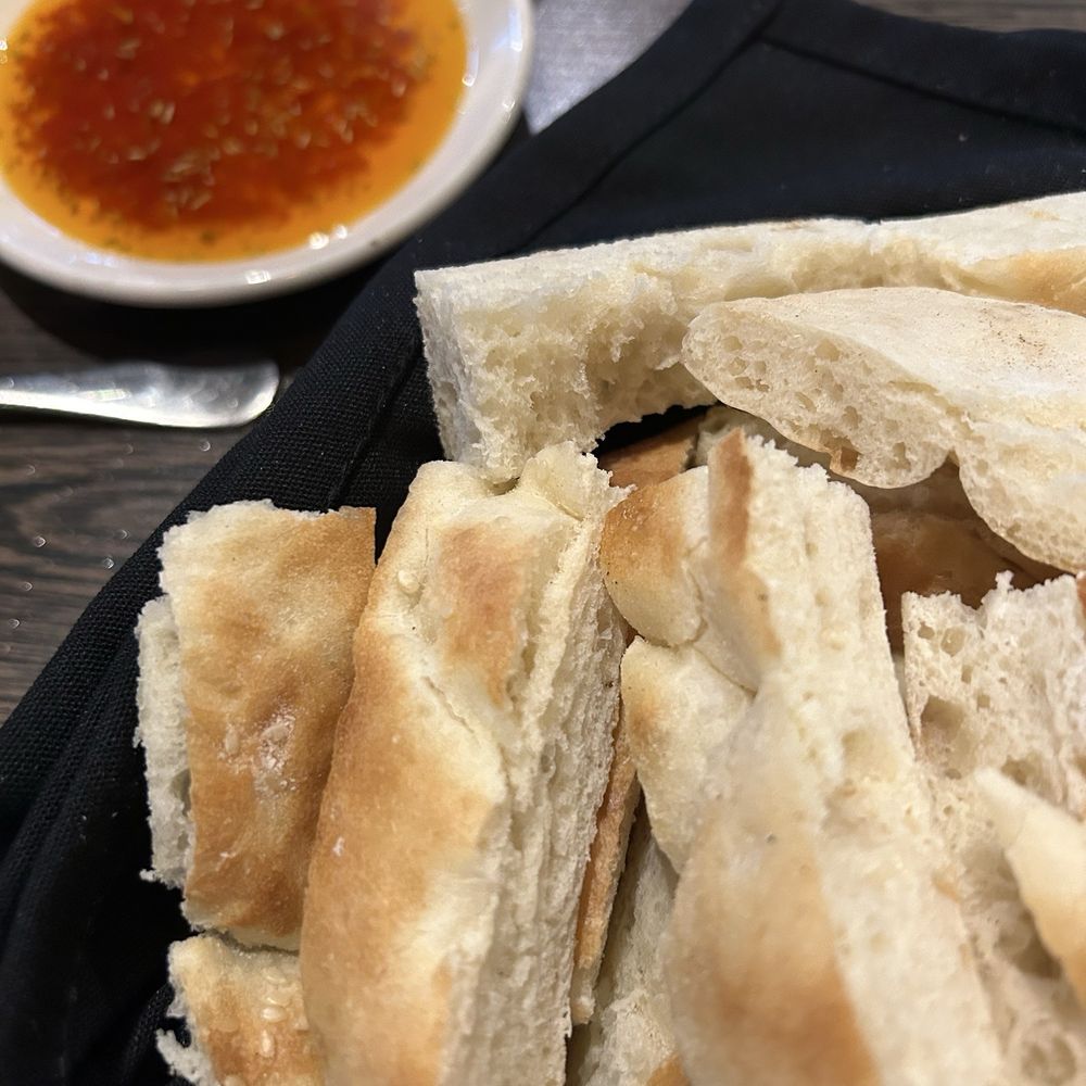 Truva Turkish Kitchen - Mason - Bread & olive oil - Mediterranean Near Me - Mason, Ohio Truva Turkish Kitchen - Mason - Bread & olive oil - Mediterranean Near Me - Mason, Ohio