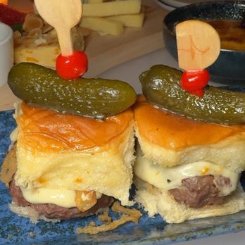 Judson’s Live - Sliders - Performing Arts Near Me - Orlando, Florida