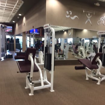 Life Time - Old. - Gyms Near Me - Burr Ridge, Illinois