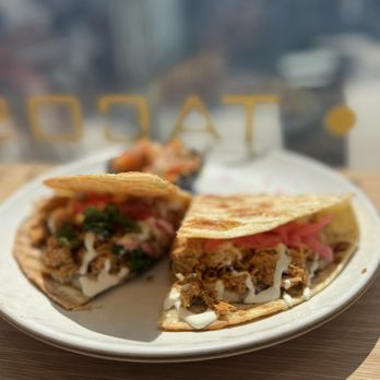 Tahona Mercado - Chicken Quesadilla - Beer, Wine & Spirits Near Me - San Francisco, California Tahona Mercado - Chicken Quesadilla - Beer, Wine & Spirits Near Me - San Francisco, California