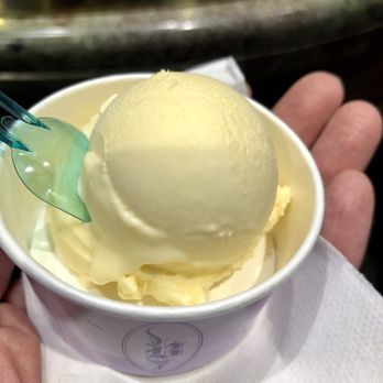 Berthillon - Ice Cream & Frozen Yogurt Near Me - Paris, 75 Berthillon - Ice Cream & Frozen Yogurt Near Me - Paris, 75