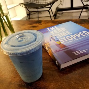 Manny Janeth Cafe - Blue Matcha Latte - Coffee & Tea Near Me - New York, New York