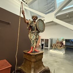 Museu Nacional dos Coches - In the estafermo was that the rider hit the shield with a lance, rotating the figure and avoiding the whip.