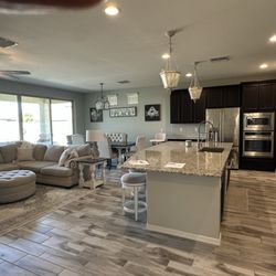 Tom Speaks - West USA Realty - Beautiful new house in Santan Valley. Call the best realtor in Santan Valley and Mesa to sell or buy real estate