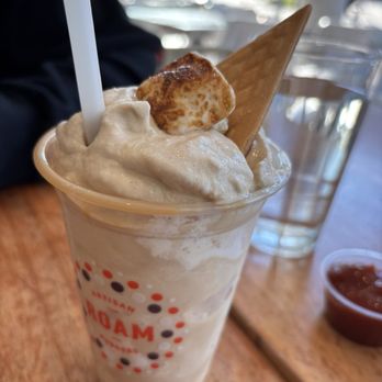 Roam Artisan Burgers - Extra $2 for marshmallow? - Burgers Near Me - San Ramon, California