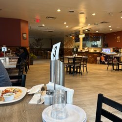 Honest Restaurant - View of the whole restaurant