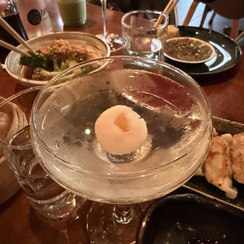 Totoya Sushi & Lounge - Japanese Near Me - Orlando, Florida