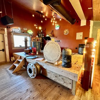 The Back 40 Taphouse Grill - the inside of the restaurant - American Near Me - Mitchell, South Dakota