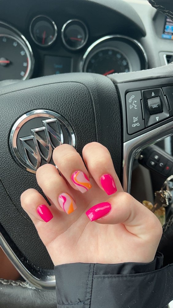 LUXE NAILS & SPA 40047 Groesbeck Hwy, Clinton Township, Michigan