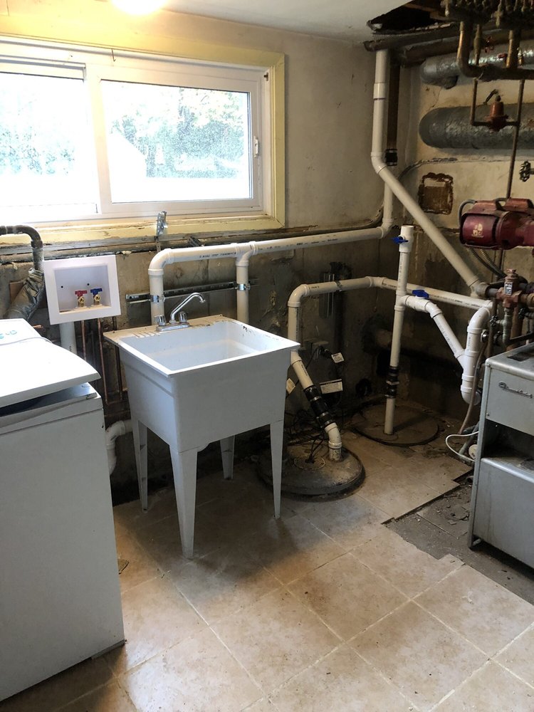 Slide of Mario Plumbing Service