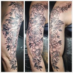 Red Queen Studio PDX - Black and grey sleeve in progress.