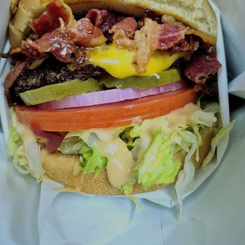 Frosty Fast 'N Fresh - The best pastrami Burger in Bakersfield - Burgers Near Me - Bakersfield, California