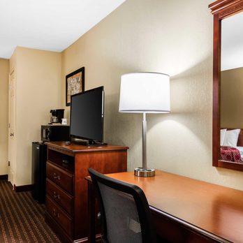 Econo Lodge Inn & Suites - Hotels Near Me - Dickson, Tennessee Econo Lodge Inn & Suites - Hotels Near Me - Dickson, Tennessee