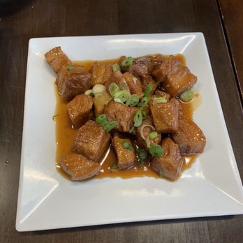 Shanghai Restaurant - Braised Pork Belly was maddeningly tender with a solid sauce! - Dim Sum Near Me - Fort Lee, New Jersey