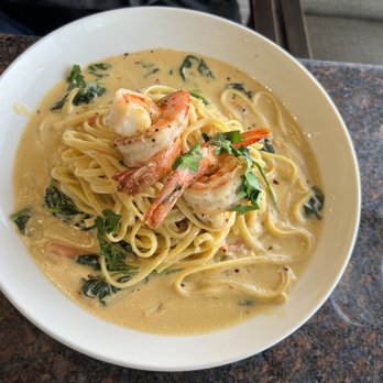 Skates On The Bay - Shrimp linguine - Seafood Near Me - Berkeley, California