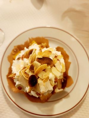 Le Relais de Venise - L'Entrecôte by null