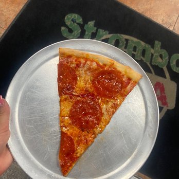 Stromboli Pizza - Pepperoni pizza - Pizza Near Me - Plantation, Florida Stromboli Pizza - Pepperoni pizza - Pizza Near Me - Plantation, Florida