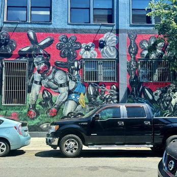 Heron Arts - When walking up 8th, turn left onto Heron when you see this mural - HeronArts 7/10/24 - Art Galleries Near Me - San Francisco, California