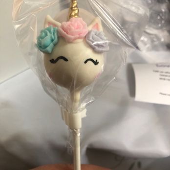 vypassetti cake pops - Unicorn cake pop - Desserts Near Me