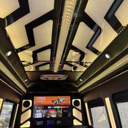 Lux Limousine Service