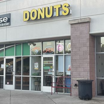 Donut Queen - Donuts Near Me - Plano, Texas Donut Queen - Donuts Near Me - Plano, Texas