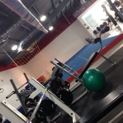 Frontier Fitness Club - Gymnastics area for kids