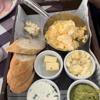 Caffe Trybunalska - Great breakfast in the old town of Lublin. Try local cebularz - fried onions and muschrooms delicious:-) - Cafes Near Me - Lublin, LU