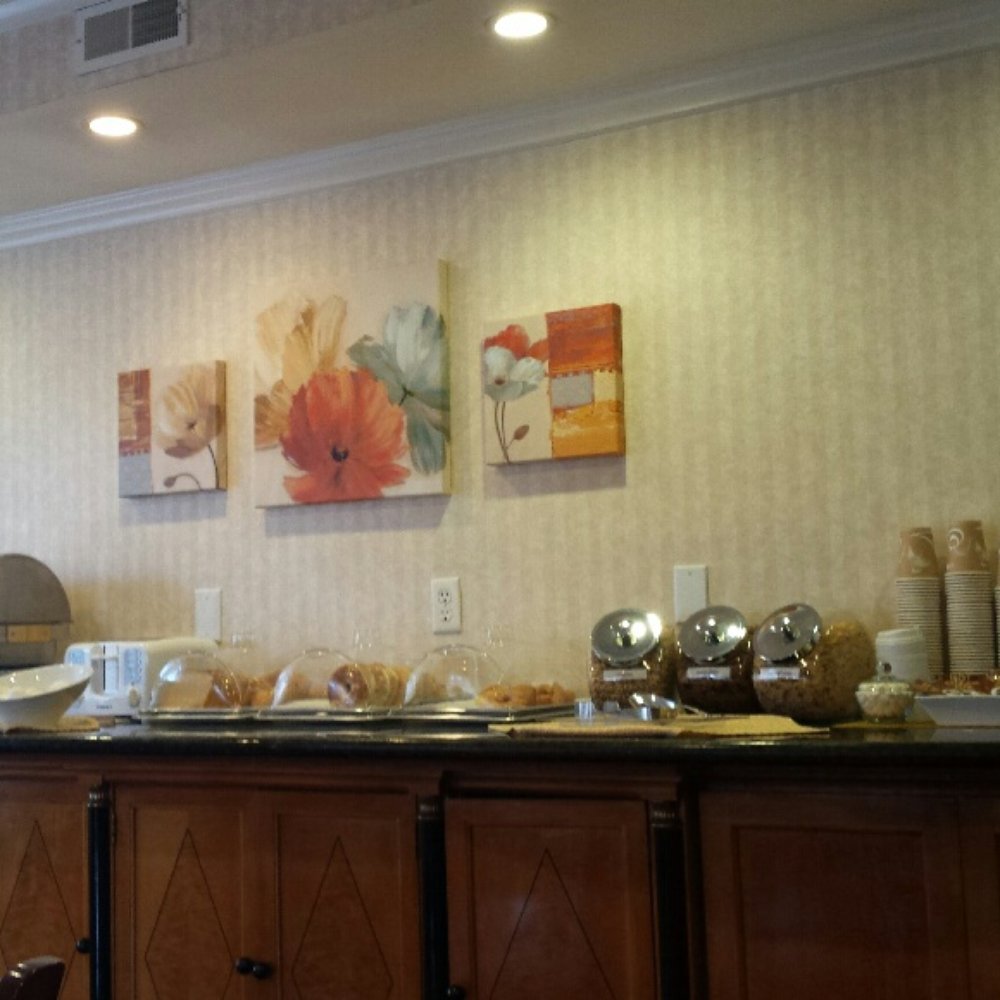 The Millwood - Free Breakfast in the morning....... - Hotels Near Me - Millbrae, California The Millwood - Free Breakfast in the morning....... - Hotels Near Me - Millbrae, California