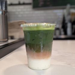 Fallin' for Local: Lunch & Learn at Ryokucha Cafe - Dirty latte matcha w/oat milk