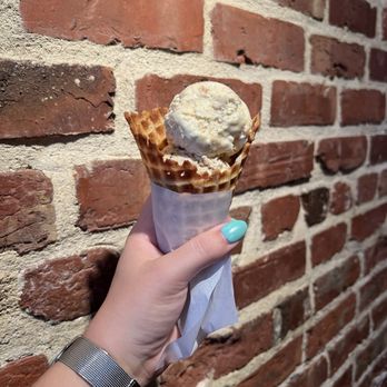 Coneflower Creamery - Ice Cream & Frozen Yogurt Near Me - Omaha, Nebraska