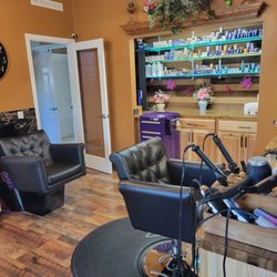 Salon Sunriver - Offering a luxurious experience in our new location.