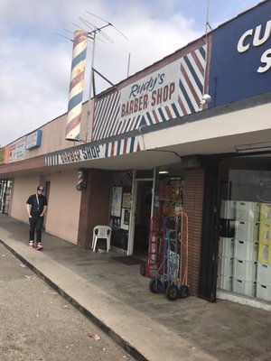 Rudy's Barber Shop by null
