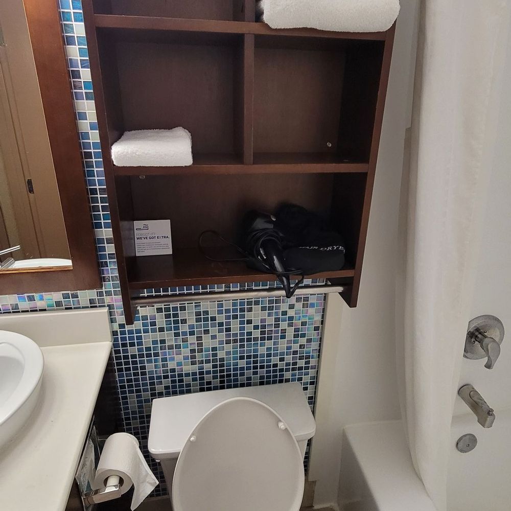 Holiday Inn Express Washington DC N-Silver Spring - Small bathroom - Venues & Event Spaces Near Me - Silver Spring, Maryland Holiday Inn Express Washington DC N-Silver Spring - Small bathroom - Venues & Event Spaces Near Me - Silver Spring, Maryland