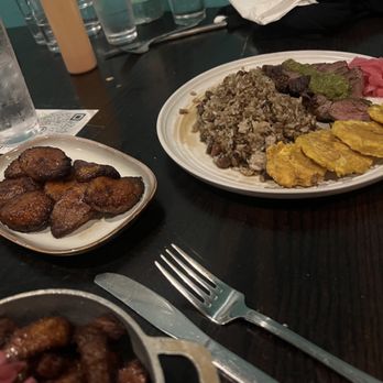 Qui Qui DC - Vaca Brava, Maduros - Puerto Rican Near Me - Washington, DC, District of Columbia
